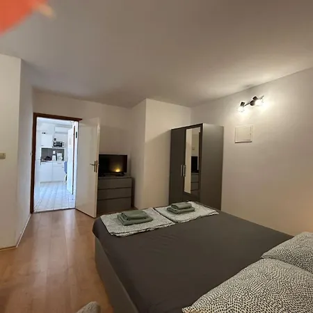 Kalla * Crikvenica